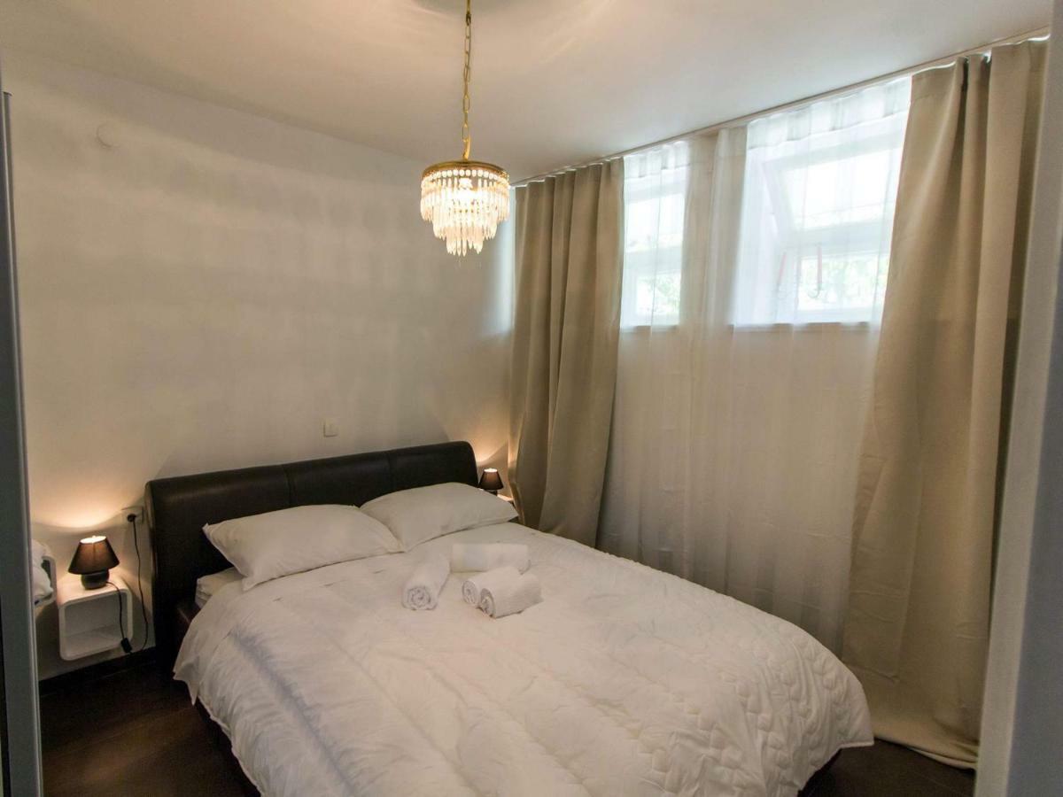 Roli Hotel Zadar Eksteriør billede